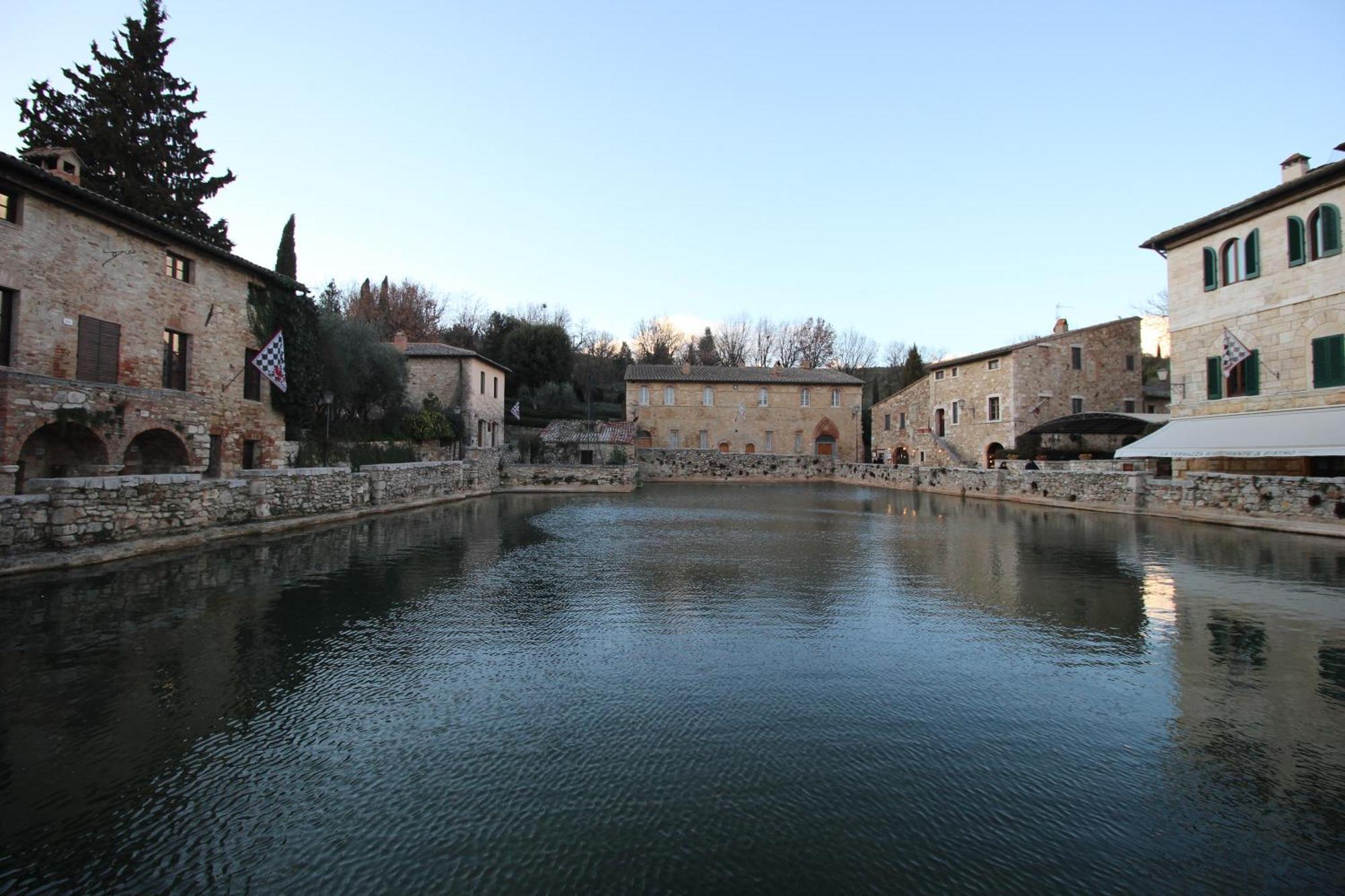 Appartamento Casa Isma Castiglione dʼOrcia Esterno foto